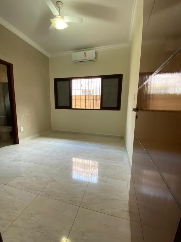 Casa à venda com 3 quartos, 120m² - Foto 13