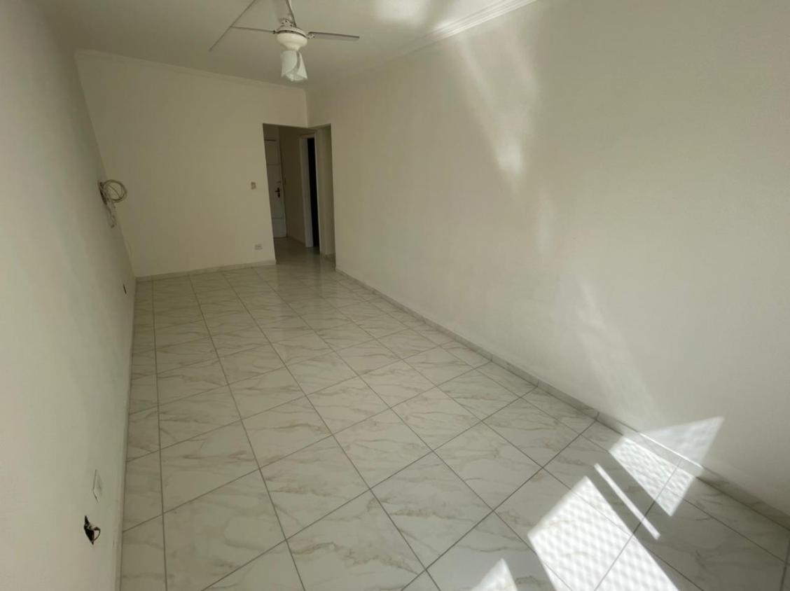 Apartamento à venda com 2 quartos, 75m² - Foto 14