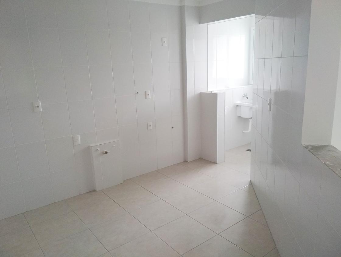 Apartamento à venda com 2 quartos, 75m² - Foto 14