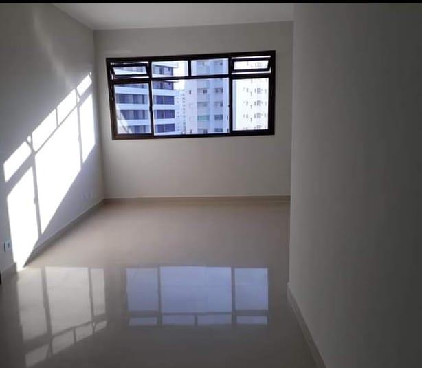 Apartamento à venda com 2 quartos, 208m² - Foto 4