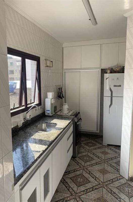 Apartamento à venda com 3 quartos, 90m² - Foto 5