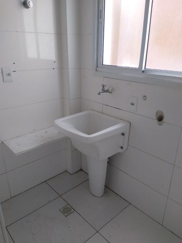 Apartamento para alugar com 2 quartos, 80m² - Foto 9