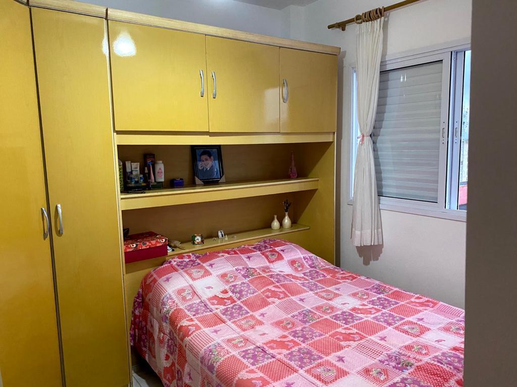 Apartamento à venda com 2 quartos, 70m² - Foto 18