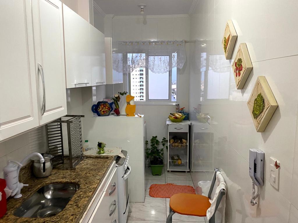 Apartamento à venda com 2 quartos, 70m² - Foto 19