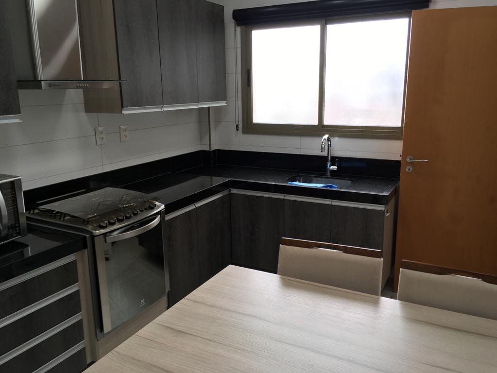 Apartamento à venda com 2 quartos, 100m² - Foto 19