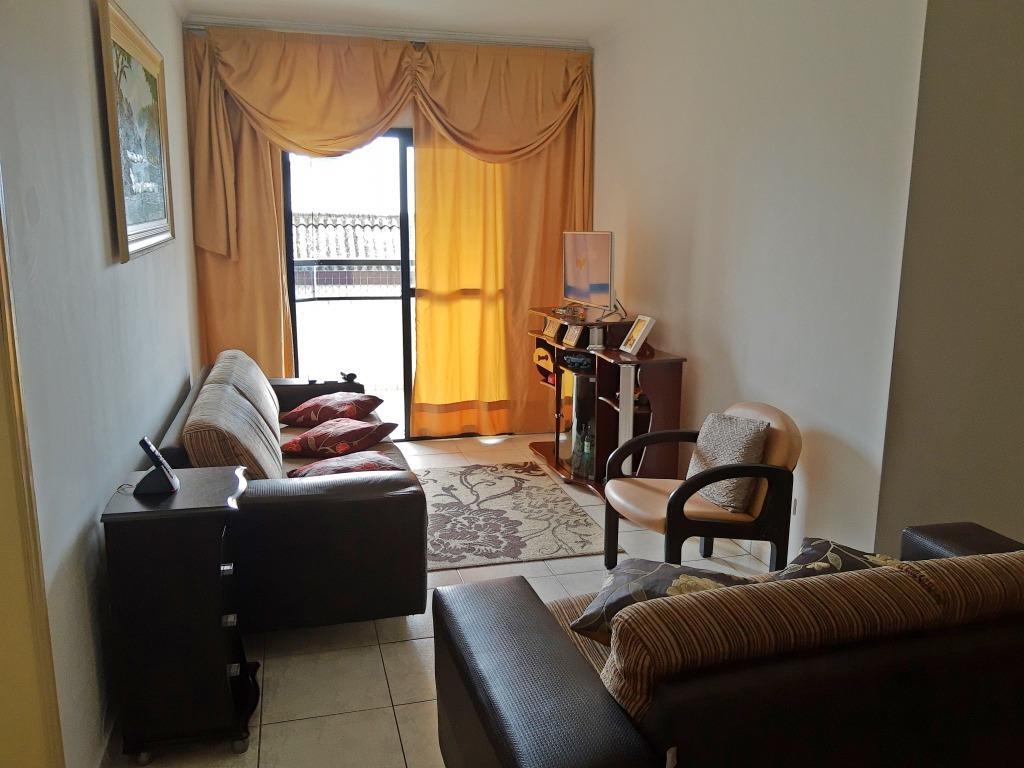 Apartamento à venda com 3 quartos, 95m² - Foto 2