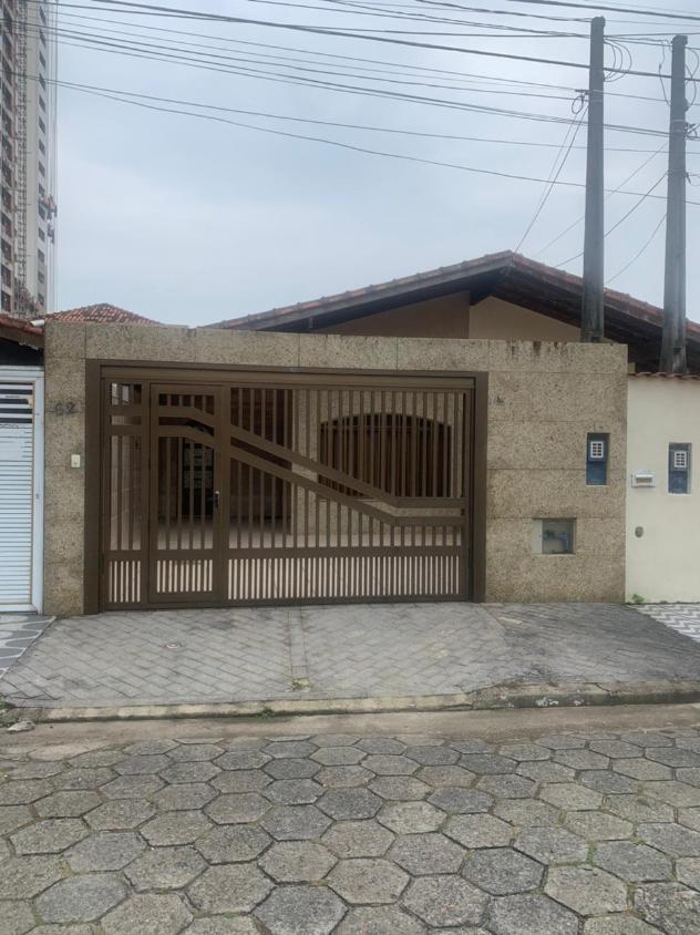 Casa à venda com 2 quartos, 112m² - Foto 1