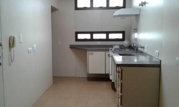 Apartamento para alugar com 3 quartos, 127m² - Foto 3