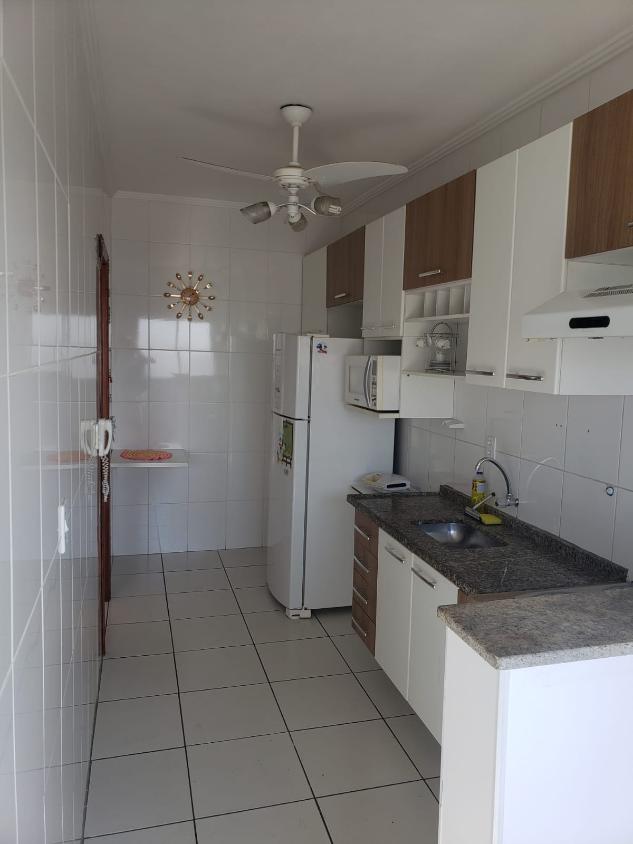 Apartamento à venda com 2 quartos, 65m² - Foto 3