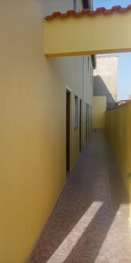 Casa de Condomínio para alugar com 2 quartos, 55m² - Foto 3