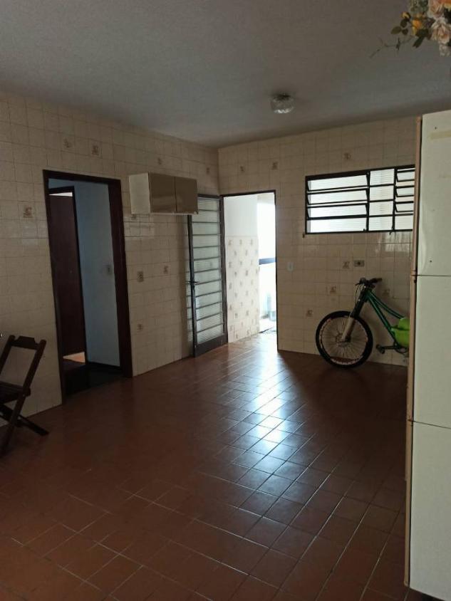 Casa à venda com 3 quartos, 175m² - Foto 2