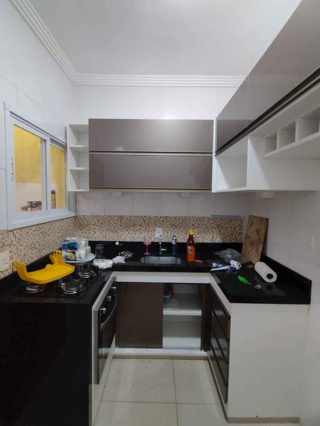 Casa de Condomínio para alugar com 2 quartos, 60m² - Foto 1