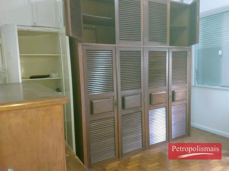 Apartamento à venda com 2 quartos, 60m² - Foto 4