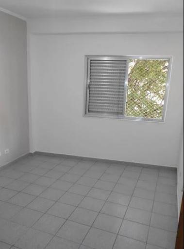 Apartamento para alugar com 2 quartos, 83m² - Foto 2