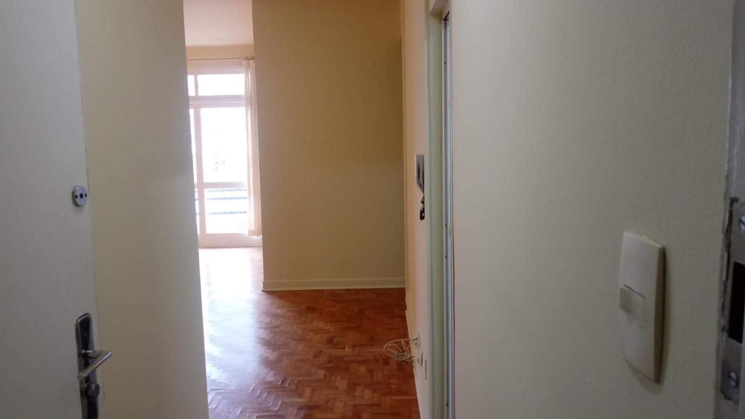 Apartamento para alugar com 2 quartos, 100m² - Foto 8