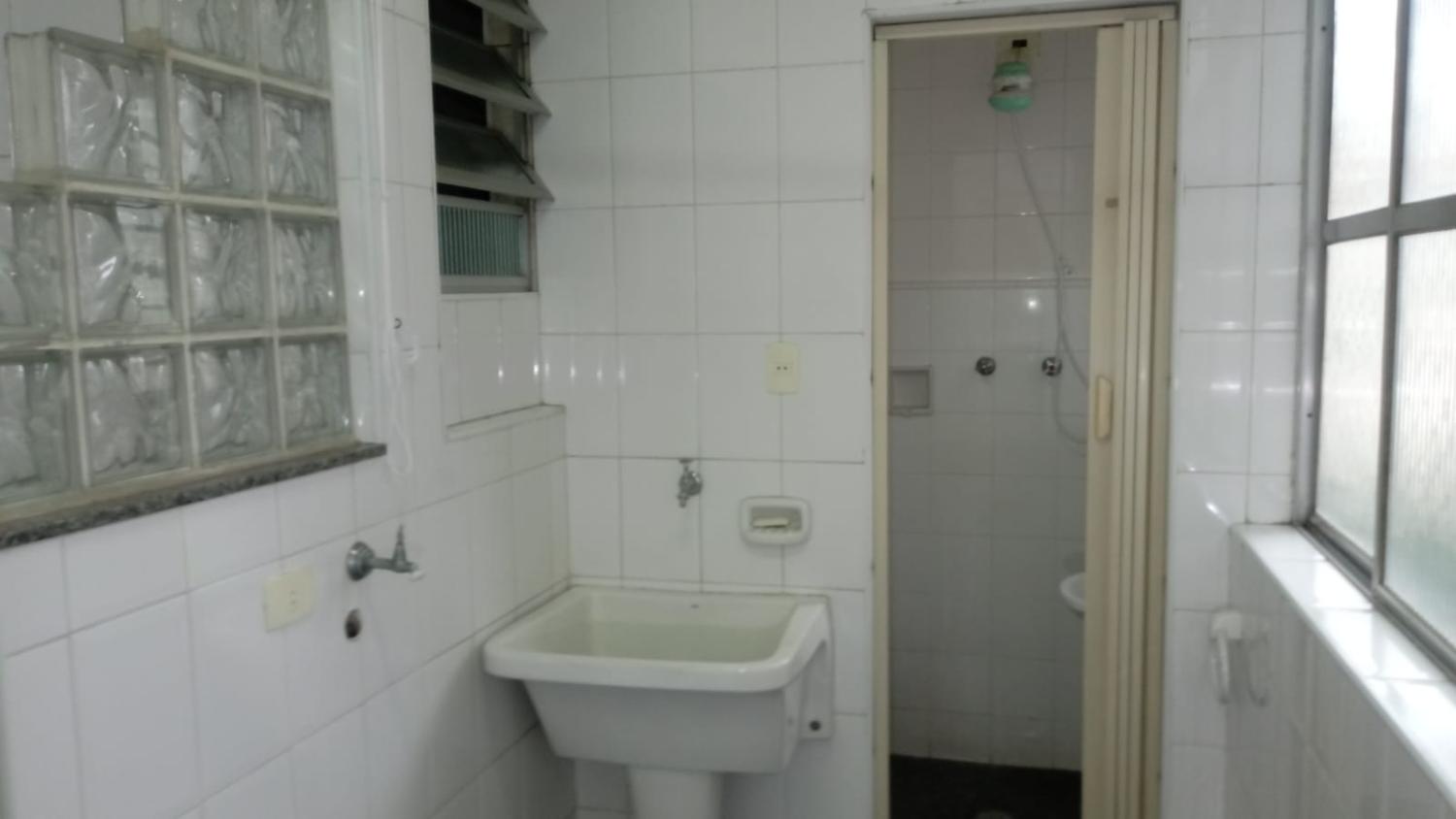 Apartamento para alugar com 2 quartos, 100m² - Foto 22