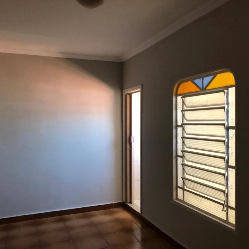 Casa à venda com 3 quartos, 180m² - Foto 8