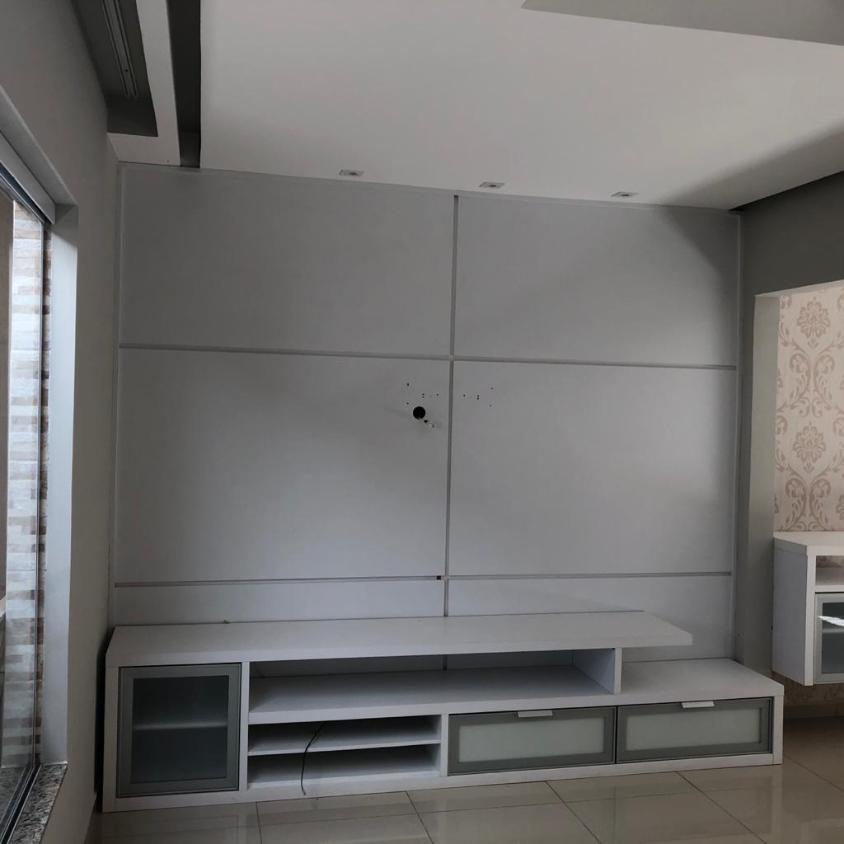 Casa à venda com 3 quartos, 180m² - Foto 1