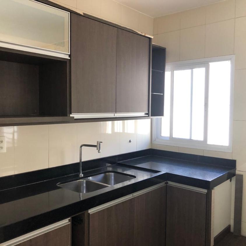 Casa à venda com 3 quartos, 180m² - Foto 11