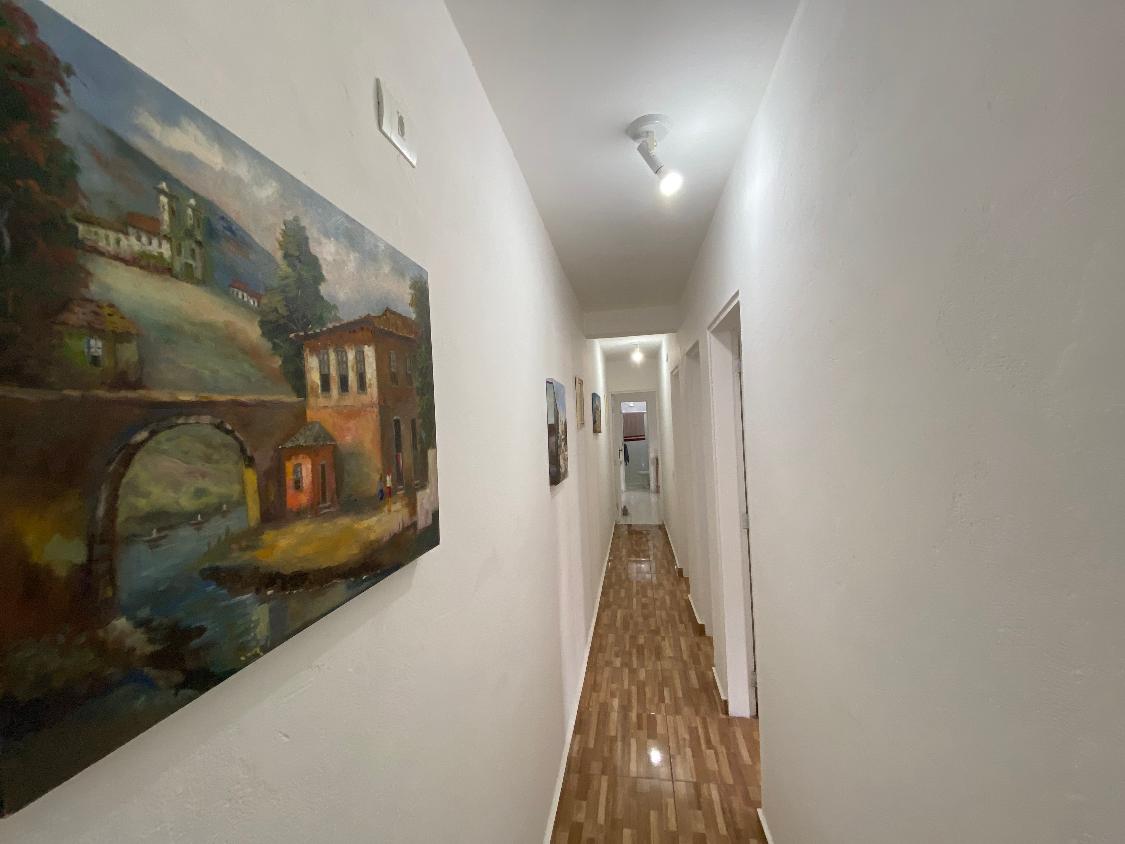 Casa à venda com 3 quartos, 130m² - Foto 2