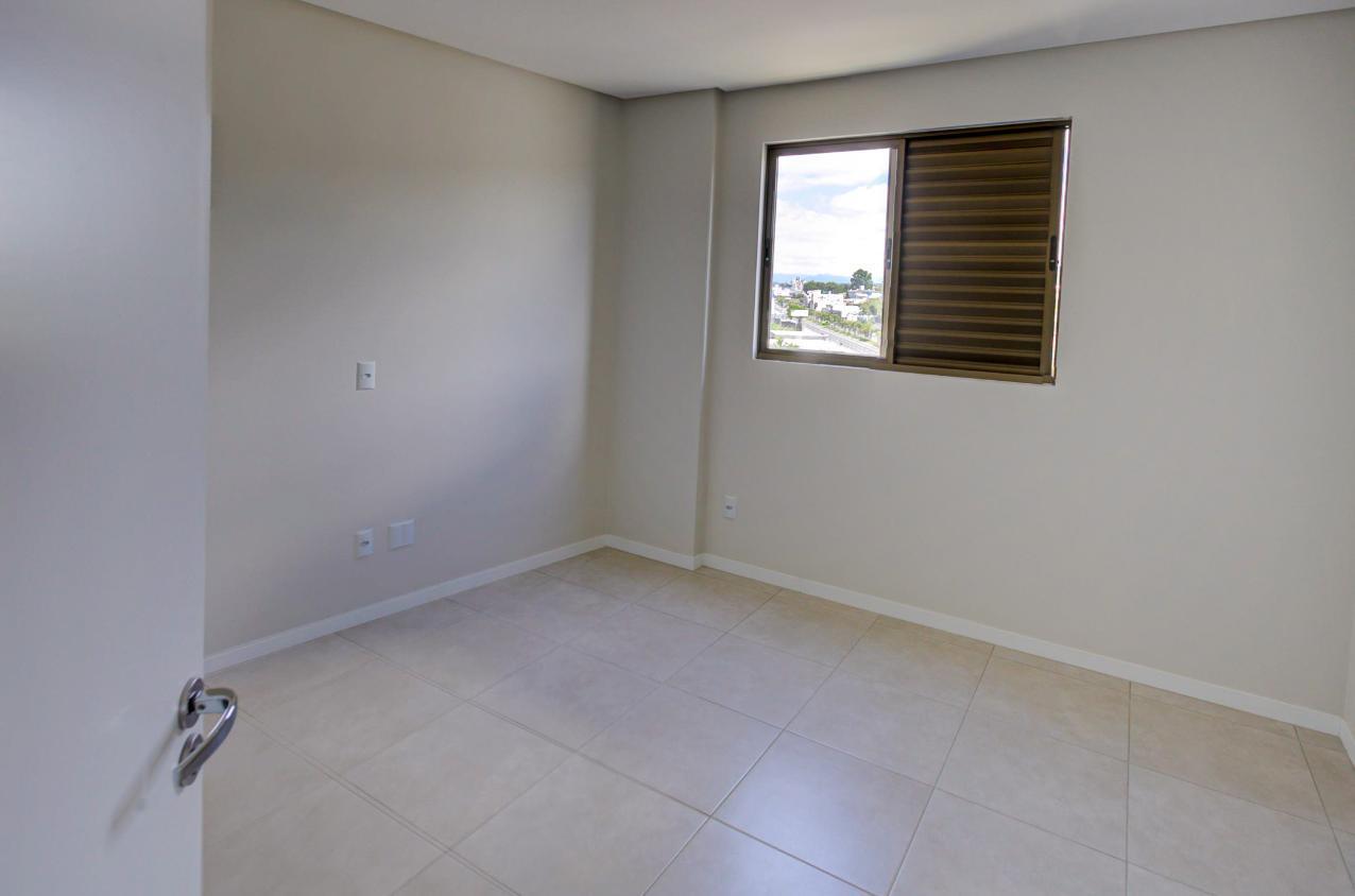 Apartamento à venda com 2 quartos, 80m² - Foto 6