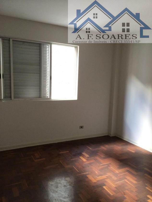 Apartamento para alugar com 3 quartos, 125m² - Foto 2