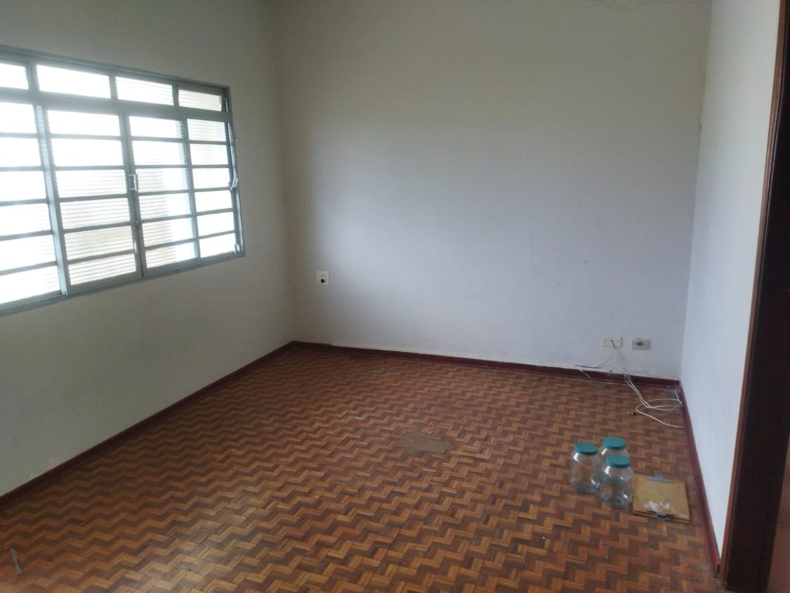 Casa à venda com 2 quartos, 50m² - Foto 3