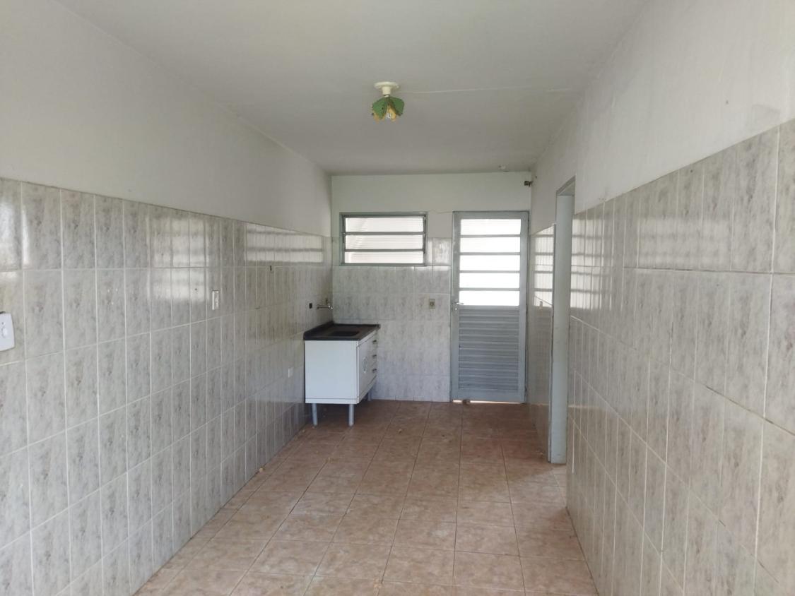 Casa à venda com 2 quartos, 50m² - Foto 6