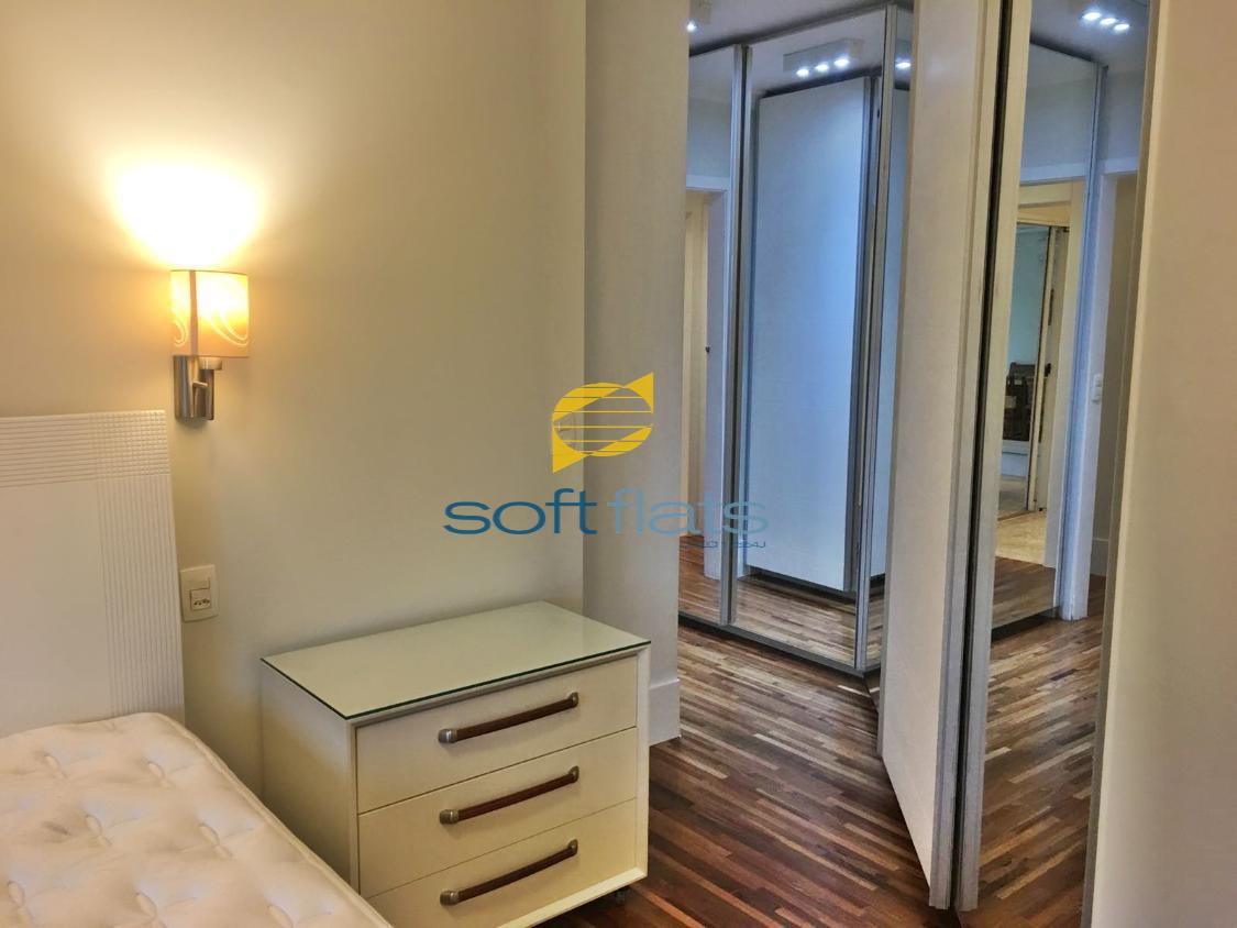 Apartamento para alugar com 2 quartos, 98m² - Foto 15