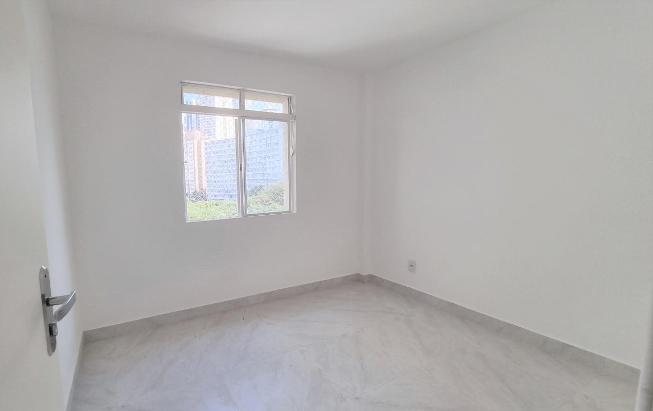 Apartamento para alugar com 3 quartos, 108m² - Foto 3