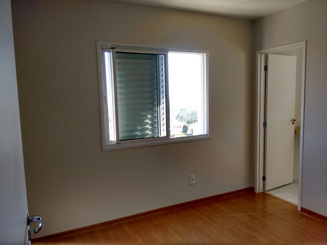 Apartamento à venda com 3 quartos, 117m² - Foto 2