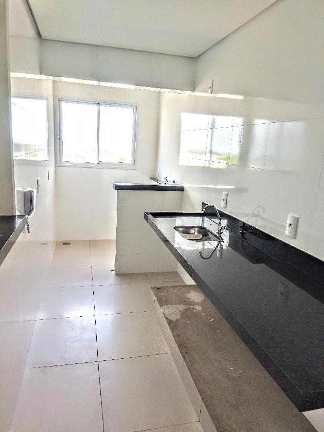 Apartamento à venda com 2 quartos, 56m² - Foto 3