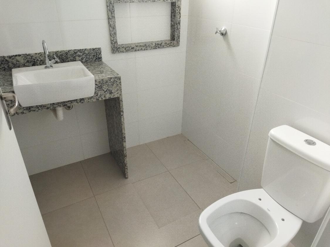 Apartamento à venda com 2 quartos, 74m² - Foto 4