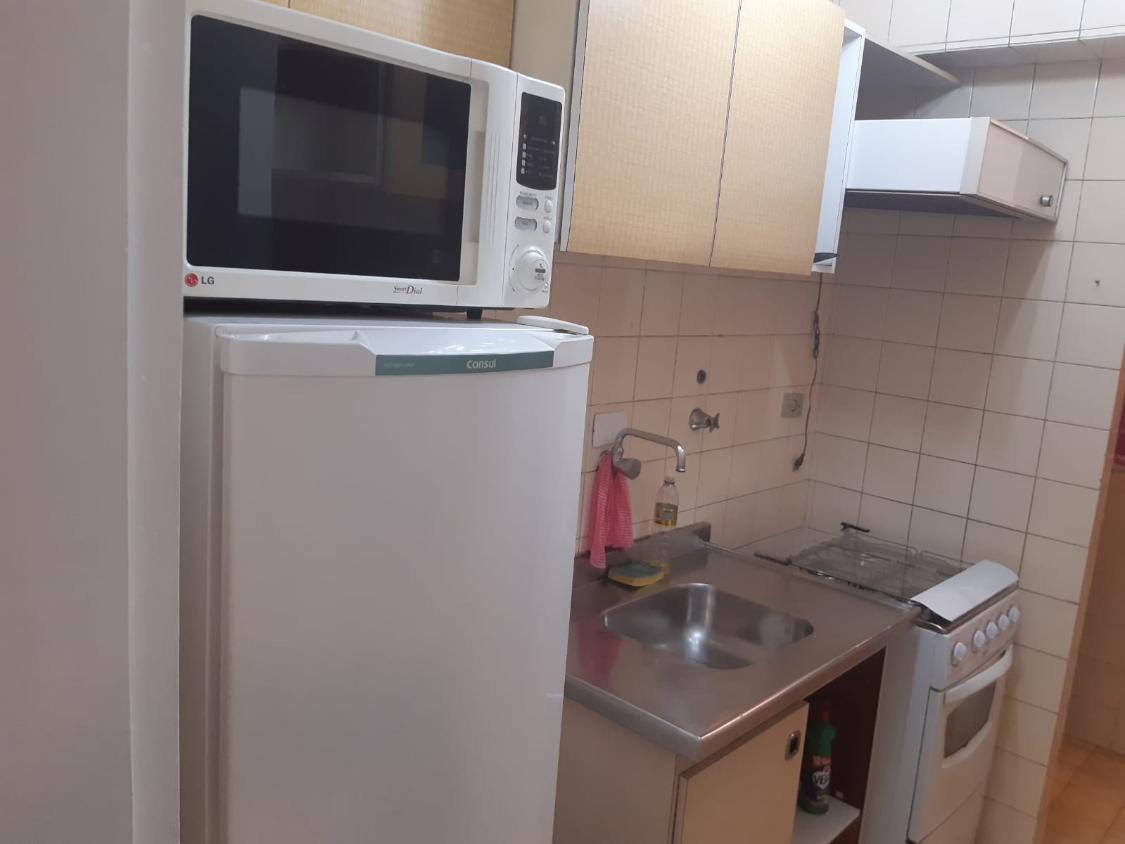 Apartamento para alugar com 1 quarto, 45m² - Foto 18