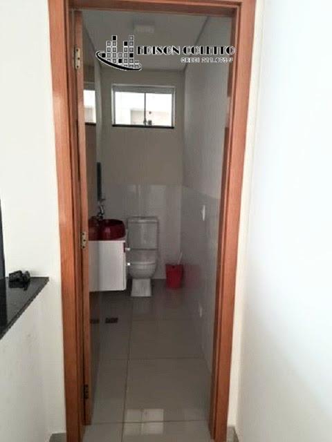 Casa à venda com 3 quartos, 300m² - Foto 17