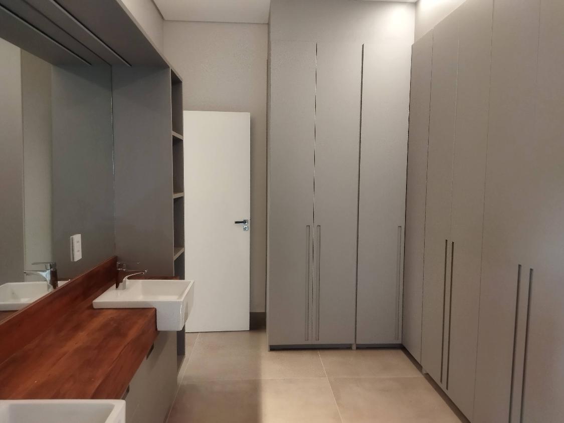 Casa de Condomínio à venda com 3 quartos, 210m² - Foto 12