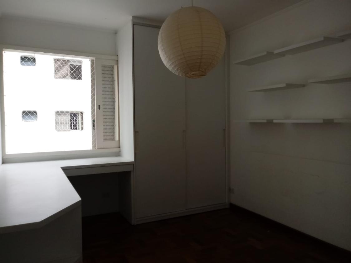 Apartamento para alugar com 3 quartos, 130m² - Foto 8