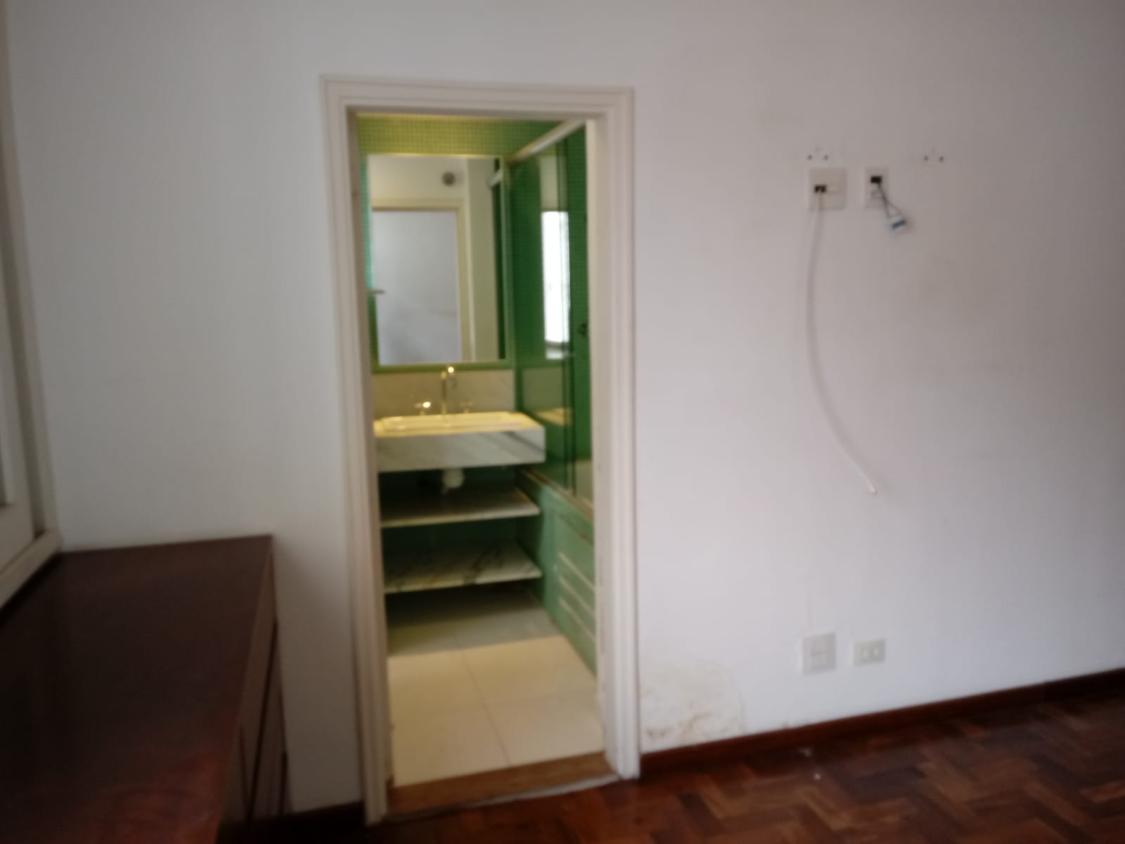 Apartamento para alugar com 3 quartos, 130m² - Foto 19