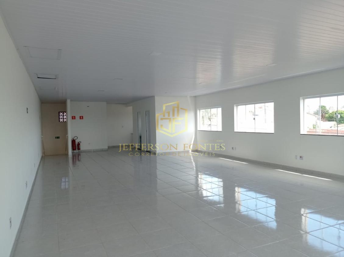 Depósito-Galpão-Armazém à venda, 202m² - Foto 1