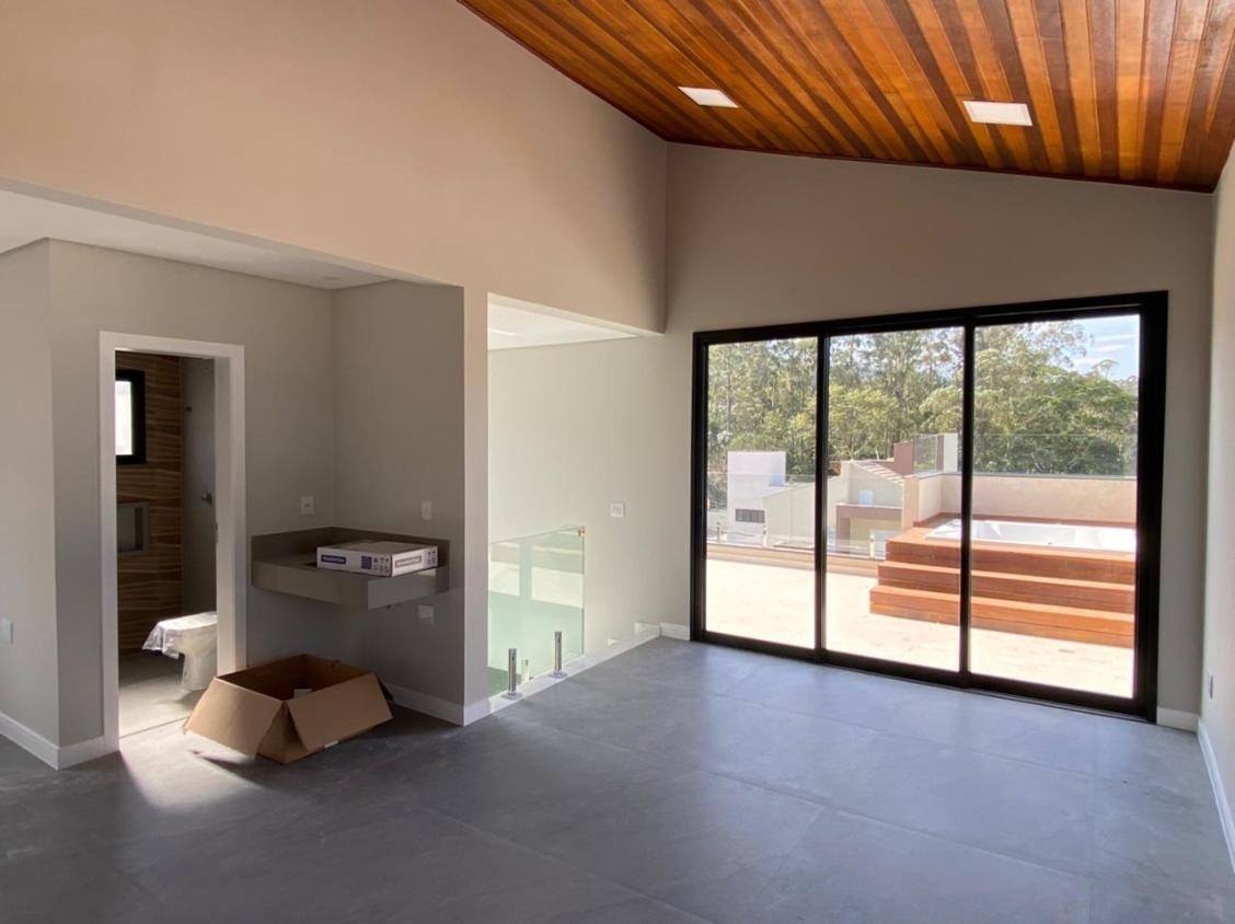 Casa de Condomínio à venda com 3 quartos, 230m² - Foto 5