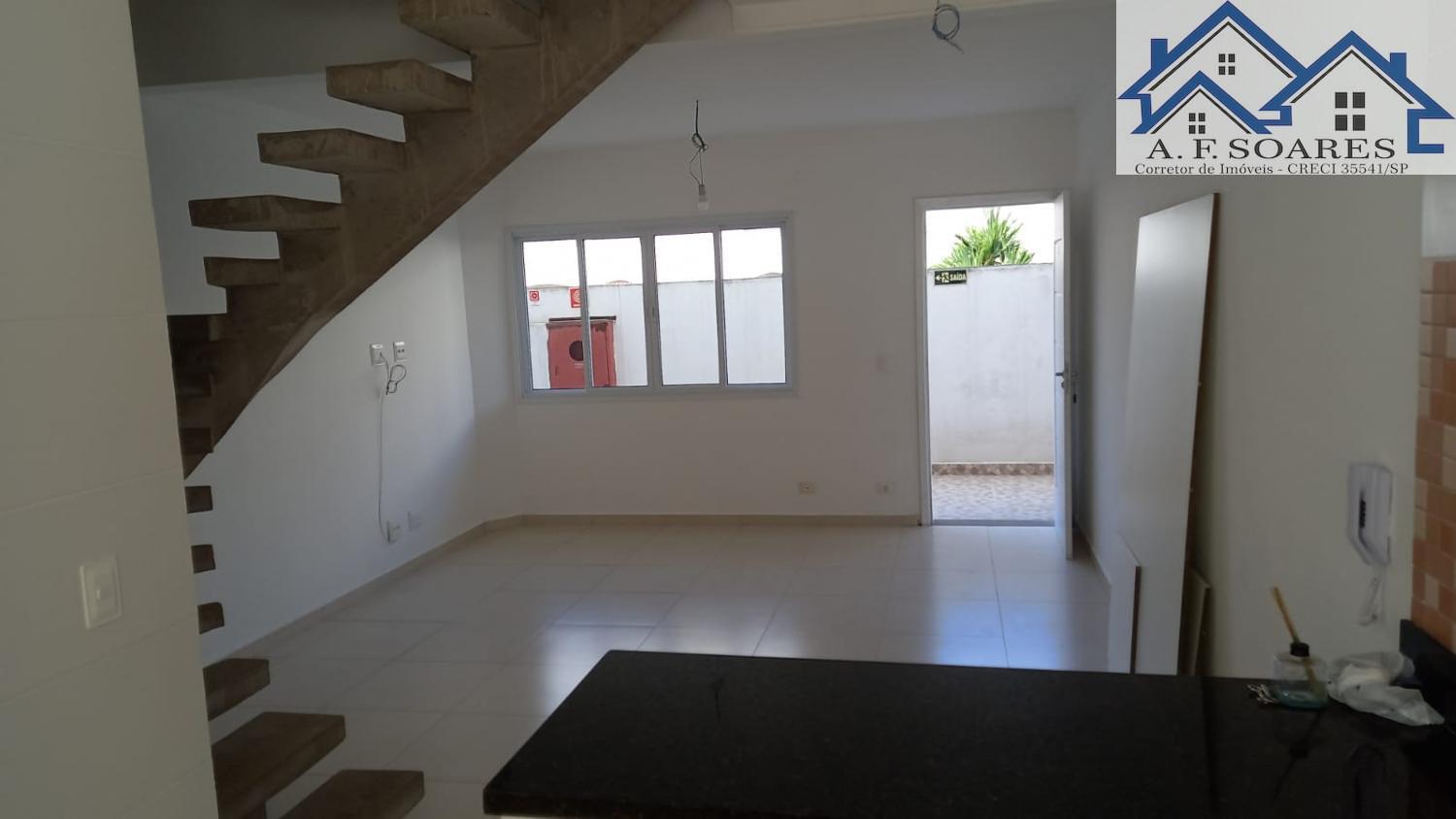 Casa à venda com 2 quartos, 41m² - Foto 4