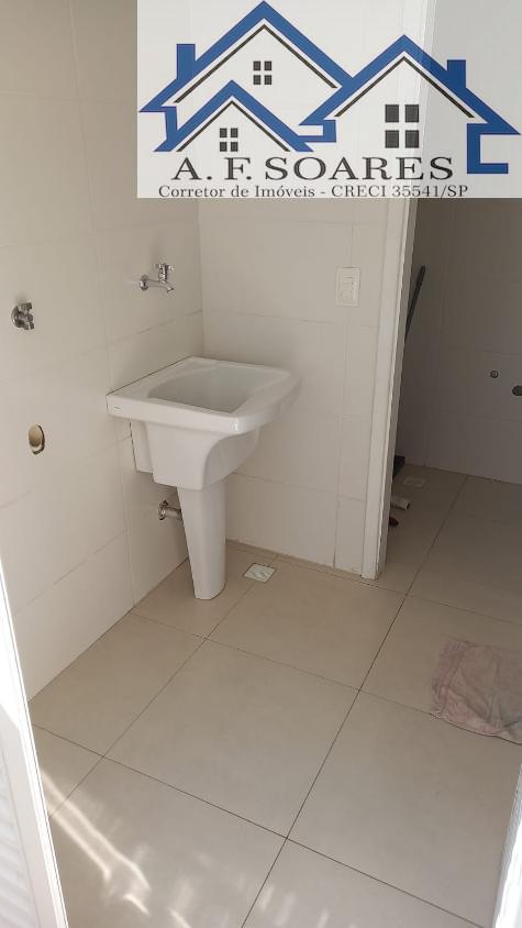 Casa à venda com 2 quartos, 41m² - Foto 13