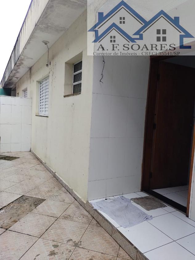 Casa à venda com 2 quartos, 46m² - Foto 18