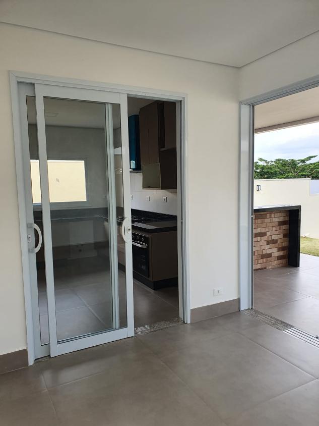 Casa de Condomínio à venda com 3 quartos, 240m² - Foto 7