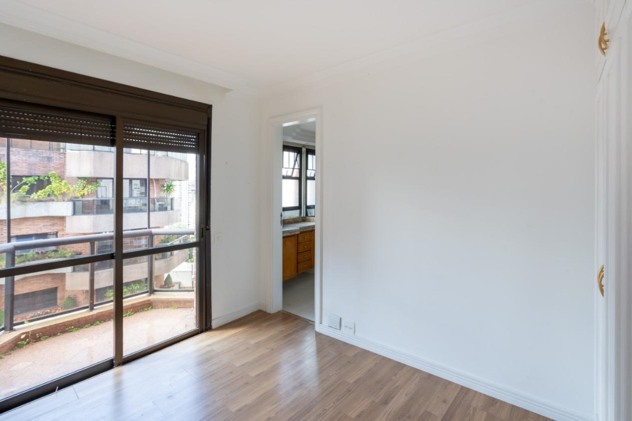 Apartamento à venda com 4 quartos, 592m² - Foto 24