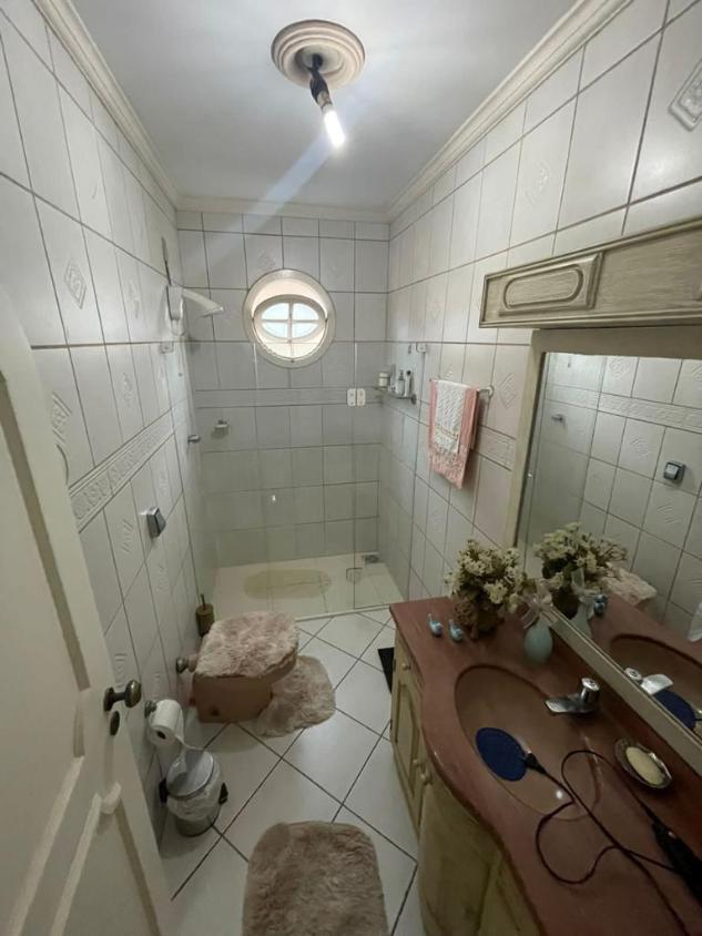 Casa à venda com 3 quartos, 200m² - Foto 6