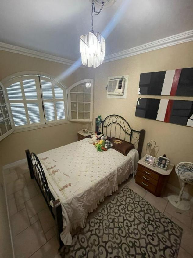 Casa à venda com 3 quartos, 200m² - Foto 10