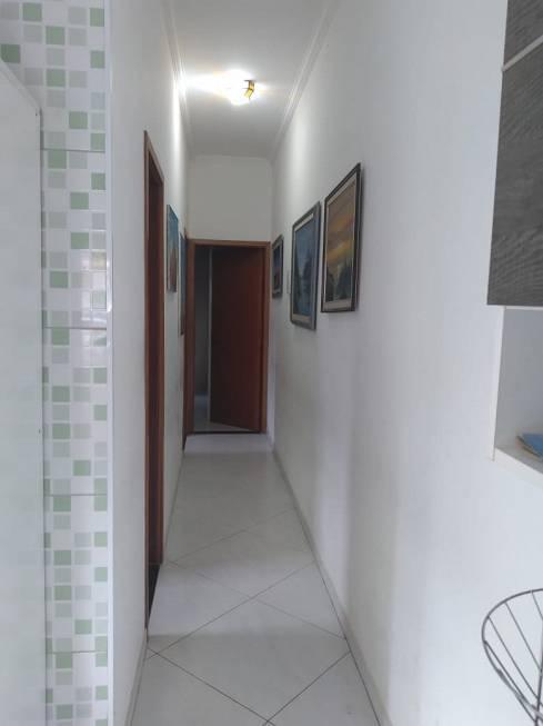 Casa à venda com 2 quartos, 80m² - Foto 3