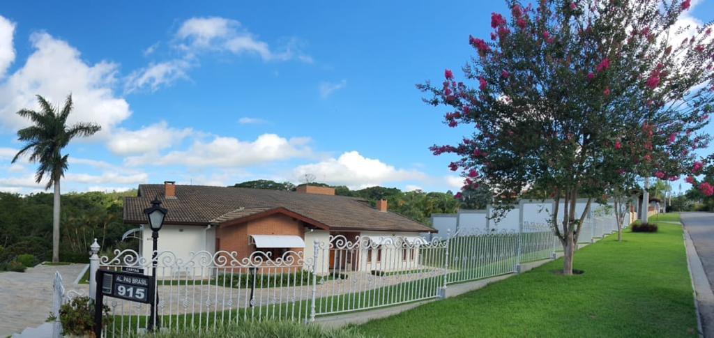 Casa de Condomínio à venda com 4 quartos - Foto 1