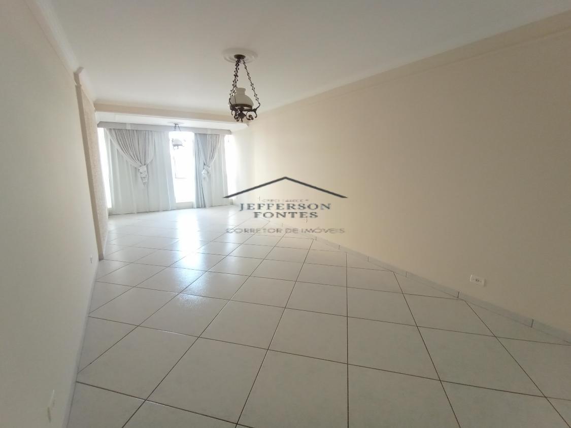 Apartamento à venda com 3 quartos, 140m² - Foto 13